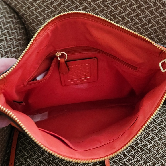 Coach purse - Picture 7 of 11